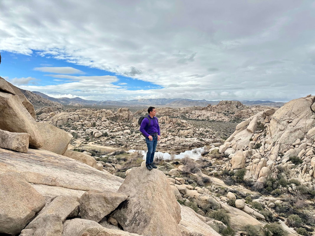 Summit_Climbing_Guides_Boulder_Scrambling_Joshua_Tree_National_Park_Tours.jpeg.jpeg