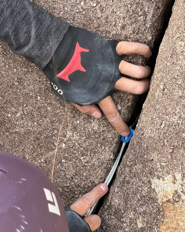 Summit_Climbing_Guides_Rock_Climbing_Joshua_Tree_Intro_To_Trad_Course.JPG.jpg